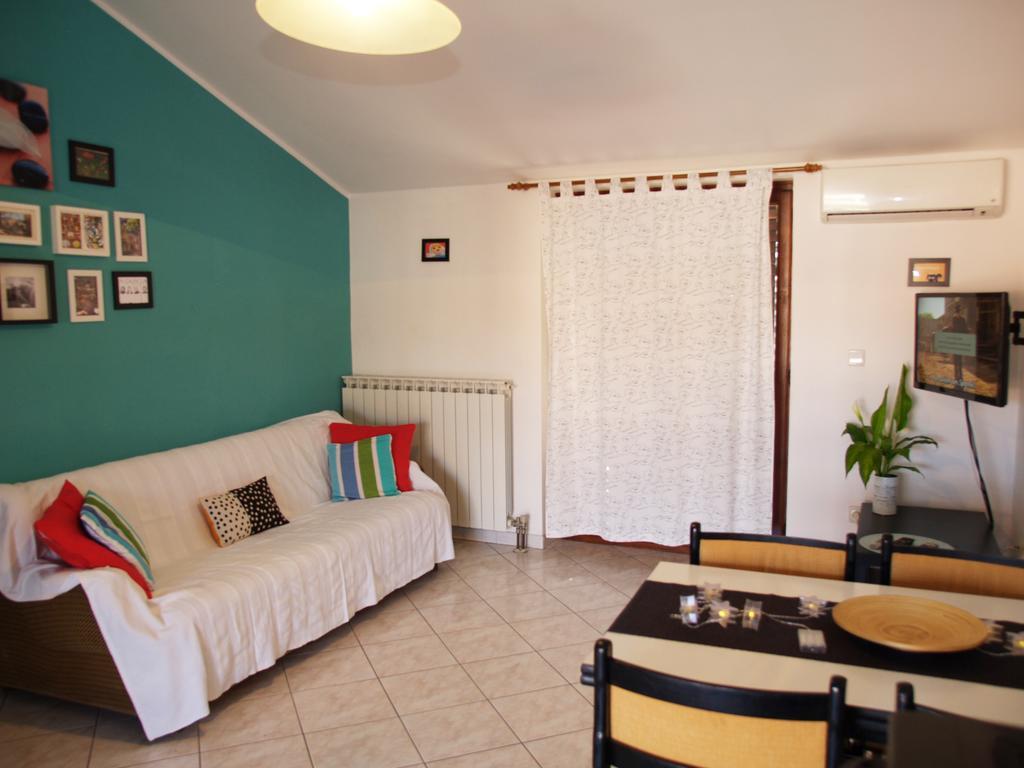 Family Friendly Apartments Pula Chambre photo