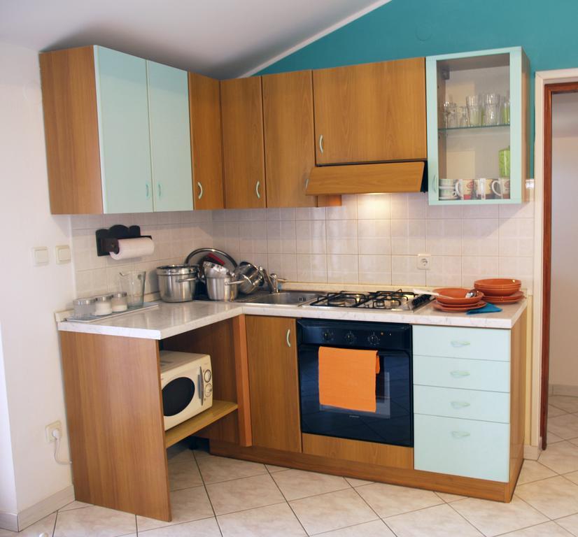 Family Friendly Apartments Pula Chambre photo